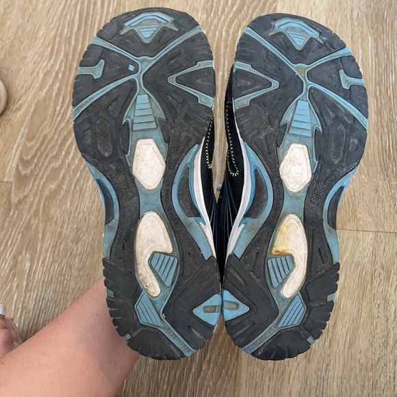 New balance sneakers - Picture 5 of 6